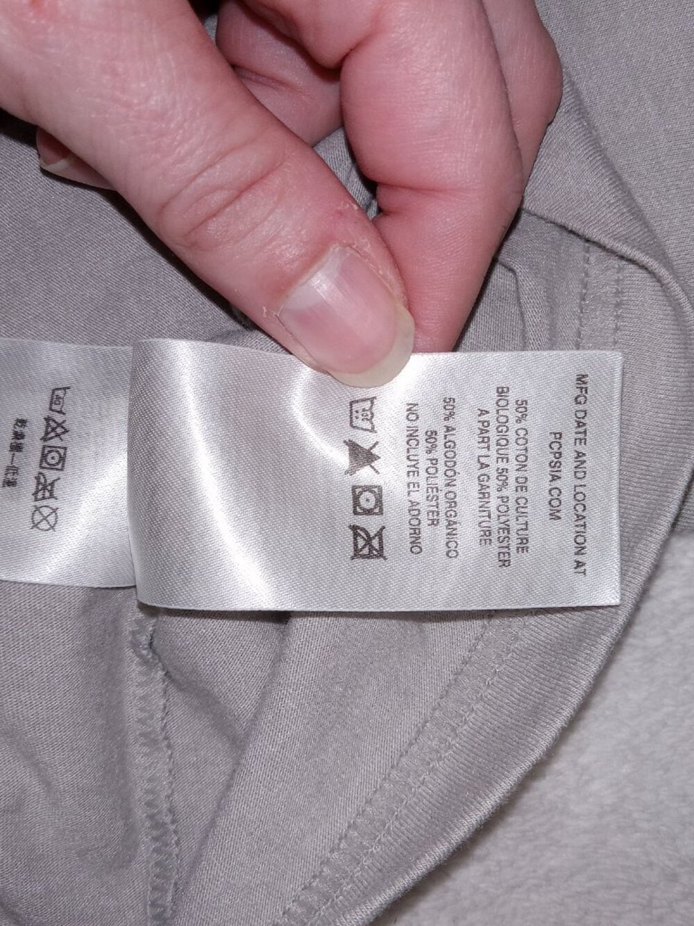 Patagonia Mens Sz S Gray Slim Fit Organic Cotton Fitz Roy Bear Mountain T Shirt - Picture 8 of 8
